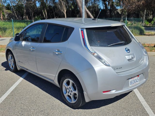 2013 Nissan LEAF S
