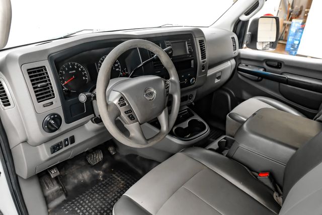 2013 Nissan NV 2500 HD SV