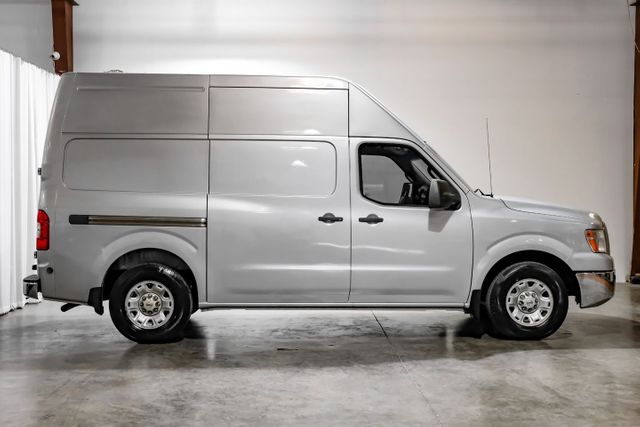 2013 Nissan NV 2500 HD SV