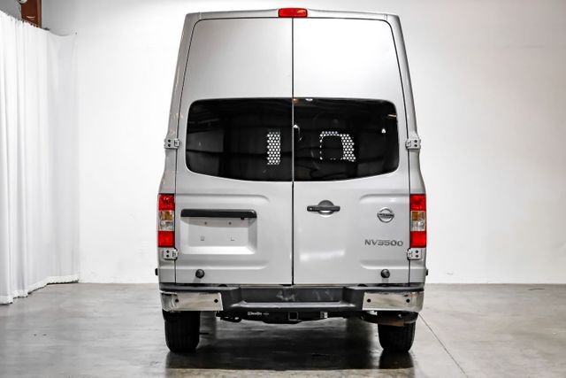 2013 Nissan NV 2500 HD SV