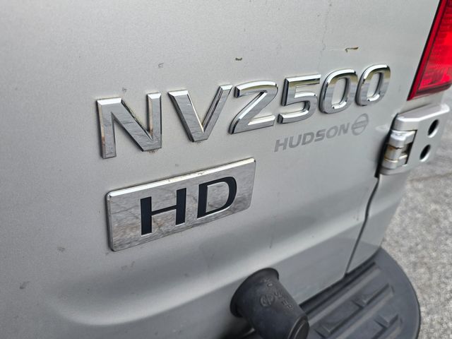 2013 Nissan NV 2500 HD S