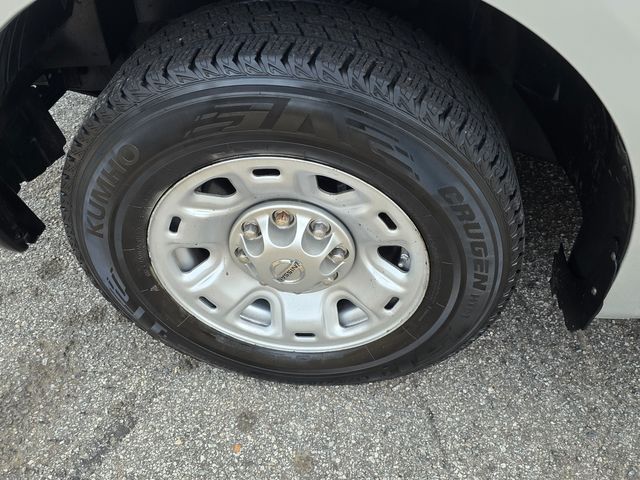 2013 Nissan NV 2500 HD S