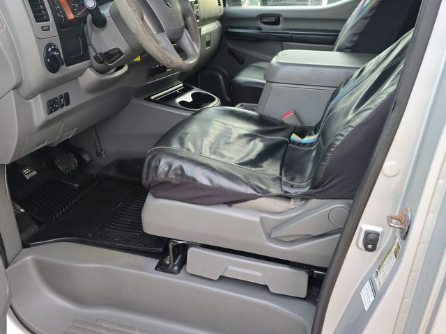 2013 Nissan NV 2500 HD S