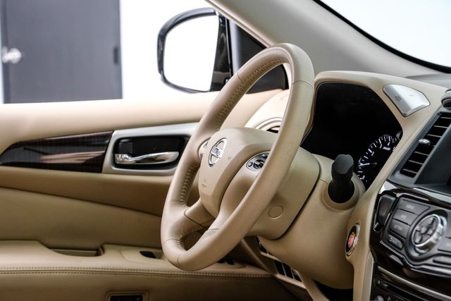 2013 Nissan Pathfinder SL OneOwner PerfectCarfax | Dallas, TX | Stevens Motor Company LLC 2013 Nissan Pathfinder SL OneOwner PerfectCarfax | Dallas, TX | Stevens Motor Company LLC