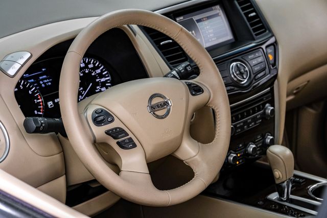 2013 Nissan Pathfinder SL OneOwner PerfectCarfax | Dallas, TX | Stevens Motor Company LLC