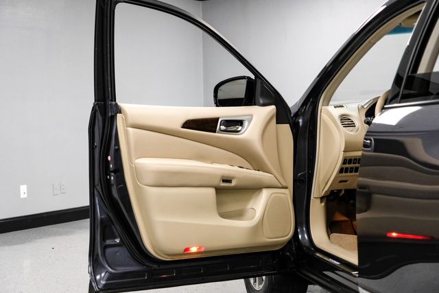 2013 Nissan Pathfinder SL OneOwner PerfectCarfax | Dallas, TX | Stevens Motor Company LLC