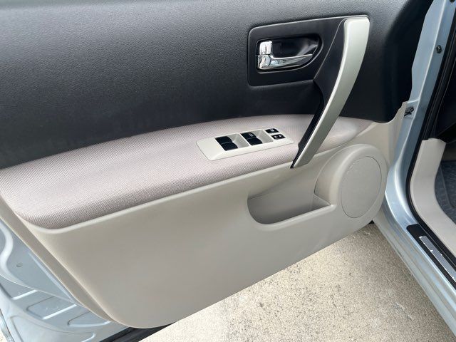 2013 Nissan Rogue SV Imports and More Inc