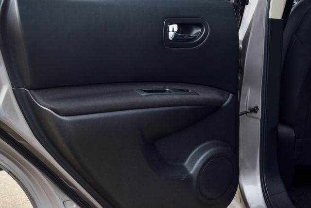 2013 Nissan Rogue SV 2013 Nissan Rogue SV