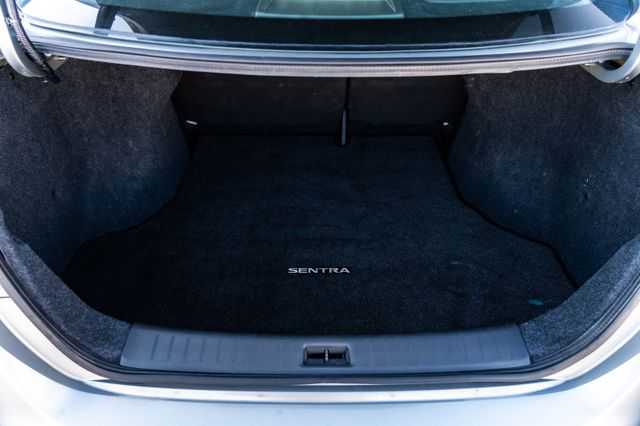 2013 Nissan Sentra SV 2013 Nissan Sentra SV