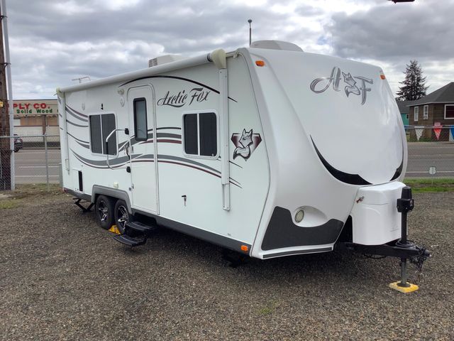 2013 Northwood Arctic Fox 22H