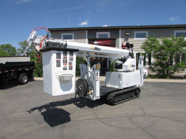 2013 Altec DB 37 Remote Controlled Derrick Digger | St Cloud MN | NorthStar Truck Sales 2013 Altec DB 37 Remote Controlled Derrick Digger | St Cloud MN | NorthStar Truck Sales