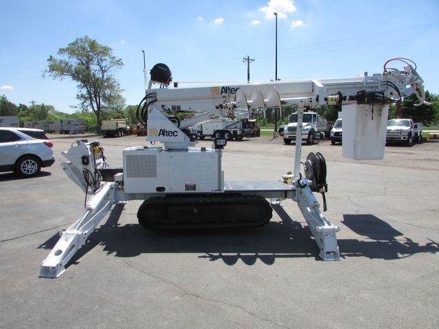 2013 Altec DB 37 Remote Controlled Derrick Digger  | St Cloud MN | NorthStar Truck Sales