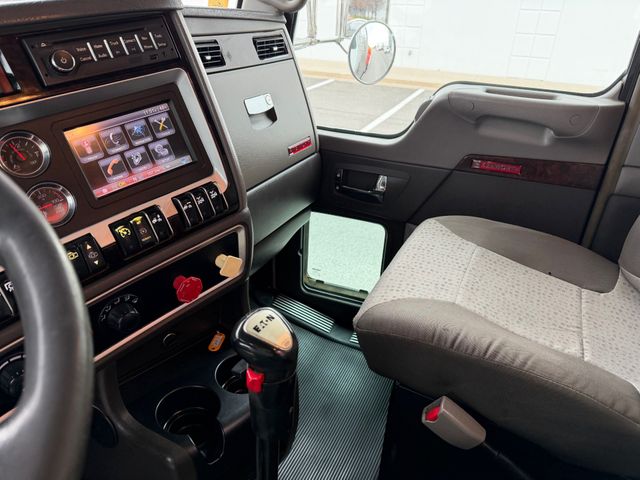 2013 Kenworth T800 Palfinger Knuckle Boom Truck PK32080