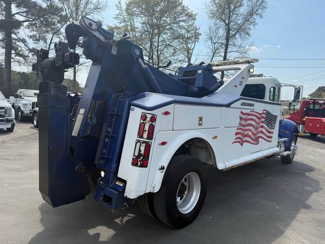 2013 Peterbilt 337