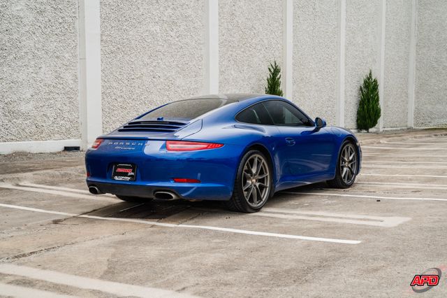 2013 Porsche 911 Carrera