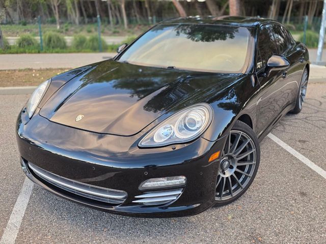 2013 Porsche Panamera Base