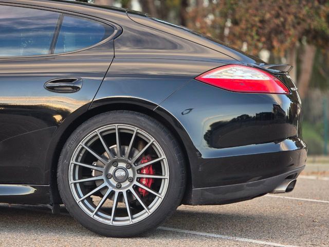 2013 Porsche Panamera Base