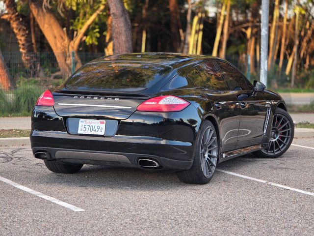 2013 Porsche Panamera Base