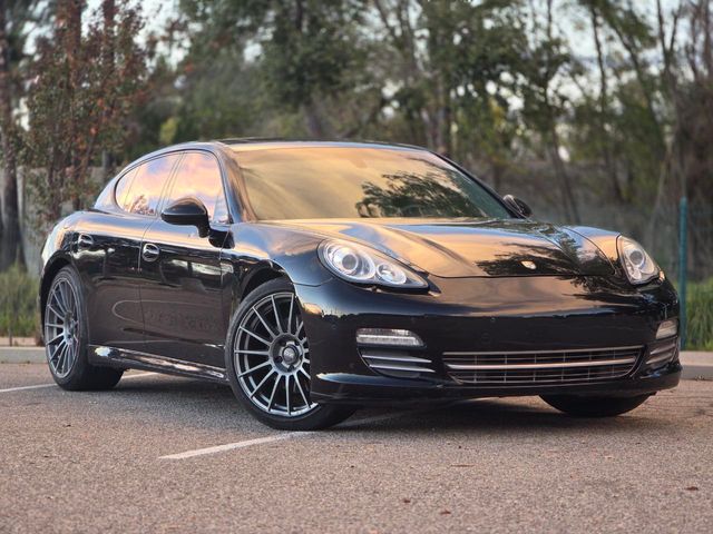 2013 Porsche Panamera Base | Reseda, CA | Angeles Auto Alliance