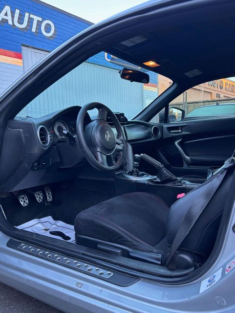 2013 Scion FR-S Base | Brea, CA | Zeus Auto Dealers