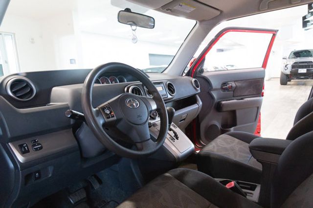 2013 Scion  xB automatic