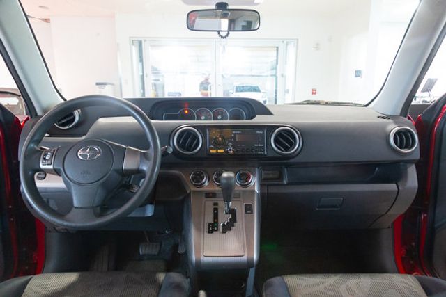 2013 Scion  xB automatic