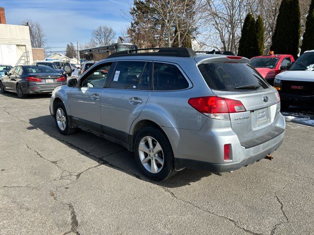 2013 Subaru Outback 2.5i Limited