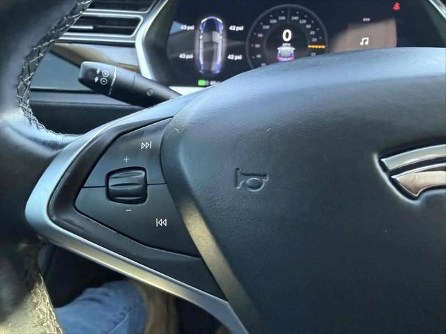2013 Tesla Model S Base