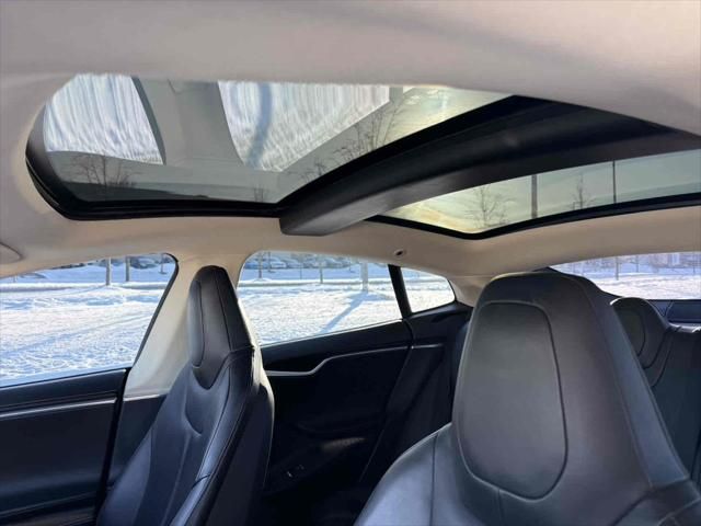 2013 Tesla Model S Base