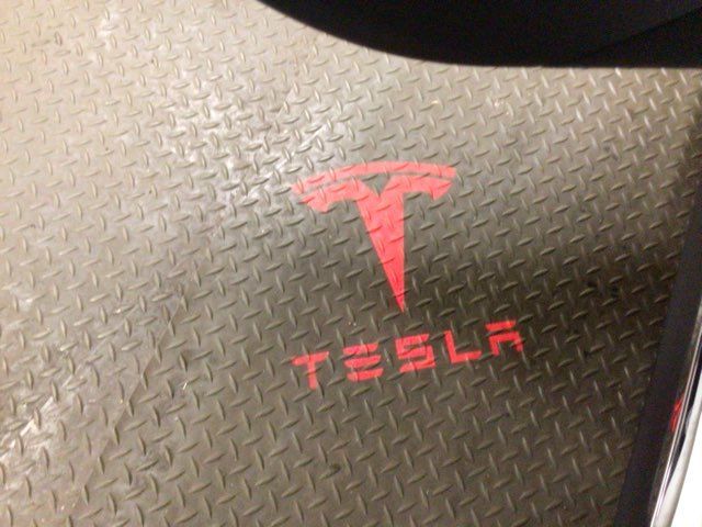 2013 Tesla Model S Performance