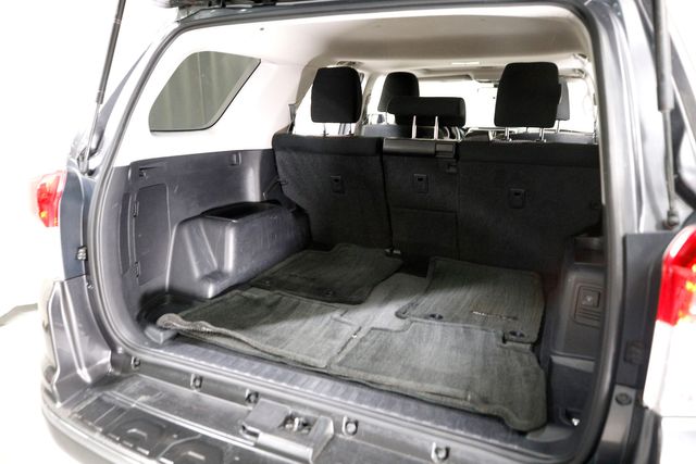 2013 Toyota 4Runner SR5 | Burbank, California | MDK International 2013 Toyota 4Runner SR5 | Burbank, California | MDK International