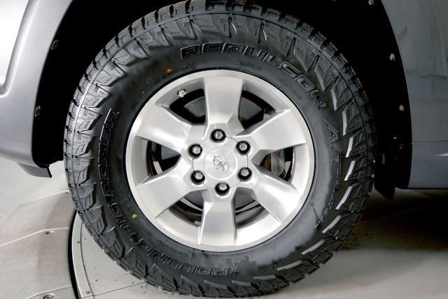 2013 Toyota 4Runner SR5 | Burbank, California | MDK International 2013 Toyota 4Runner SR5 | Burbank, California | MDK International