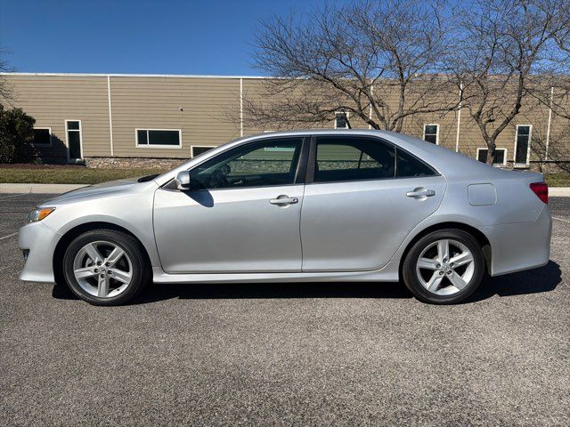 2013 Toyota Camry SE Imports and More Inc 2013 Toyota Camry SE Imports and More Inc