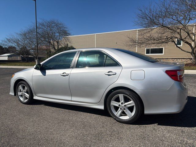 2013 Toyota Camry SE Imports and More Inc 2013 Toyota Camry SE Imports and More Inc