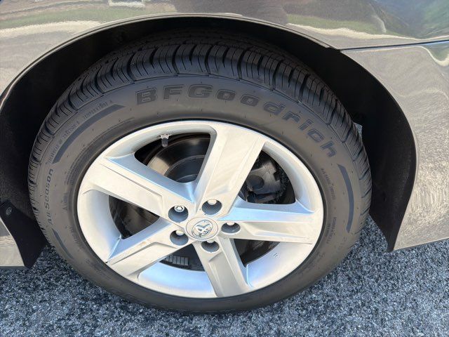 2013 Toyota Camry SE Imports and More Inc 2013 Toyota Camry SE Imports and More Inc