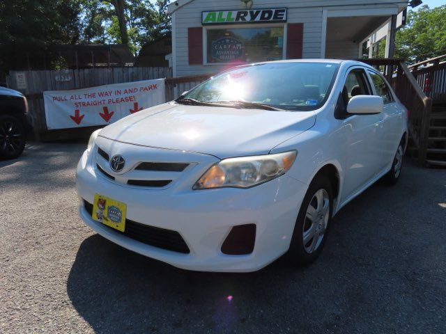 2013 Toyota Corolla L 4-Speed AT