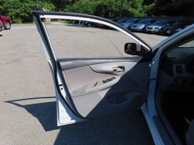 2013 Toyota Corolla L 4-Speed AT