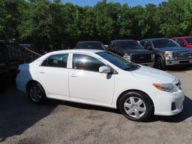 2013 Toyota Corolla L 4-Speed AT