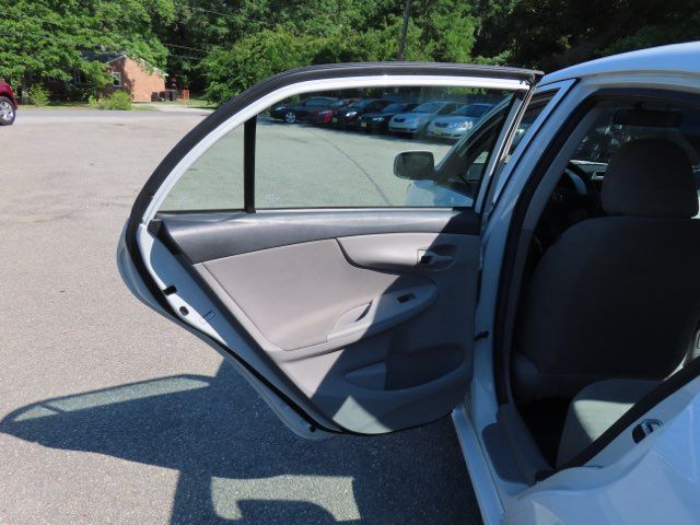 2013 Toyota Corolla L 4-Speed AT