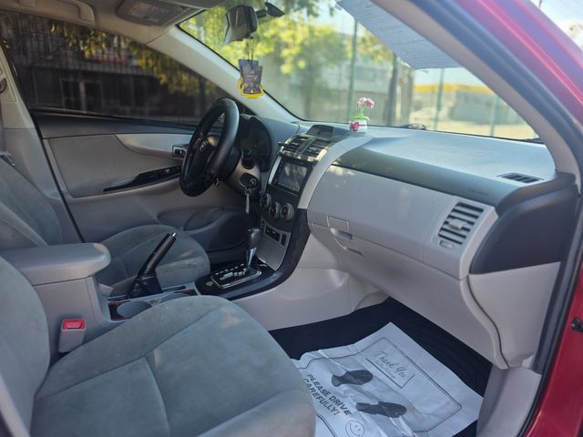 2013 Toyota Corolla LE 2013 Toyota Corolla LE