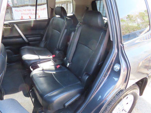 2013 Toyota Highlander Base 4WD 