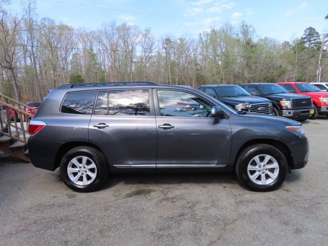 2013 Toyota Highlander Base 4WD 