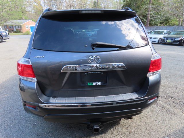 2013 Toyota Highlander Base 4WD 