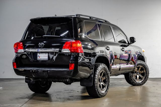 2013 Toyota Land Cruiser LIFTED 18" Fuel 34" BFG 3rd Row SUNROOF Texas | Dallas, TX | East Dallas Diesel 2013 Toyota Land Cruiser LIFTED 18" Fuel 34" BFG 3rd Row SUNROOF Texas | Dallas, TX | East Dallas Diesel