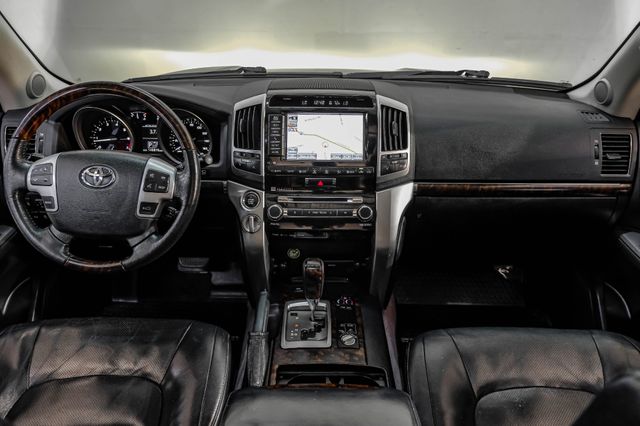 2013 Toyota Land Cruiser LIFTED 18" Fuel 34" BFG 3rd Row SUNROOF Texas | Dallas, TX | East Dallas Diesel