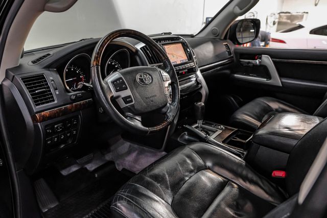 2013 Toyota Land Cruiser LIFTED 18" Fuel 34" BFG 3rd Row SUNROOF Texas | Dallas, TX | East Dallas Diesel