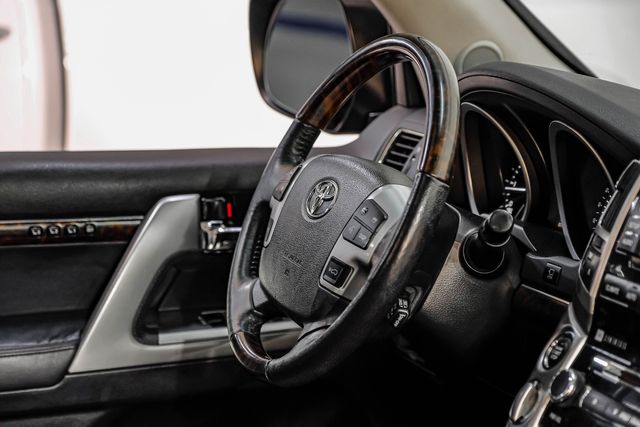 2013 Toyota Land Cruiser LIFTED 18" Fuel 34" BFG 3rd Row SUNROOF Texas | Dallas, TX | East Dallas Diesel