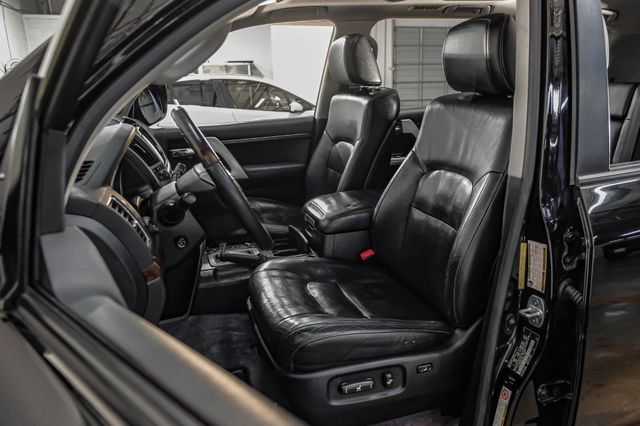 2013 Toyota Land Cruiser LIFTED 18" Fuel 34" BFG 3rd Row SUNROOF Texas | Dallas, TX | East Dallas Diesel 2013 Toyota Land Cruiser LIFTED 18" Fuel 34" BFG 3rd Row SUNROOF Texas | Dallas, TX | East Dallas Diesel