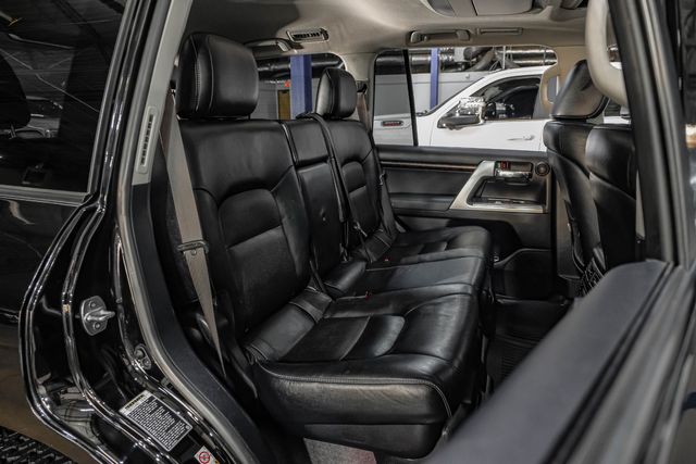 2013 Toyota Land Cruiser LIFTED 18" Fuel 34" BFG 3rd Row SUNROOF Texas | Dallas, TX | East Dallas Diesel 2013 Toyota Land Cruiser LIFTED 18" Fuel 34" BFG 3rd Row SUNROOF Texas | Dallas, TX | East Dallas Diesel