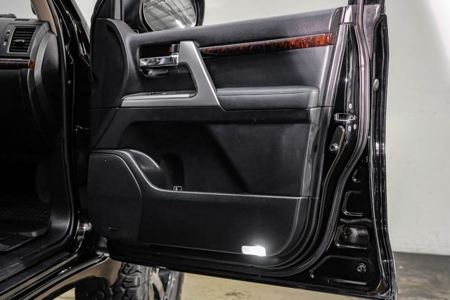 2013 Toyota Land Cruiser LIFTED 18" Fuel 34" BFG 3rd Row SUNROOF Texas | Dallas, TX | East Dallas Diesel 2013 Toyota Land Cruiser LIFTED 18" Fuel 34" BFG 3rd Row SUNROOF Texas | Dallas, TX | East Dallas Diesel